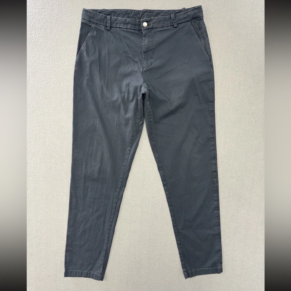 Lululemon Chino Pants Commission 34x32 Men’s Gray Khakis